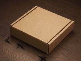 Pudełko (11,4x11,8x3,2cm)
